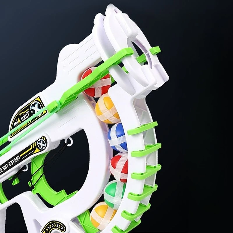 Lançar bola pegajosa estilingue brinquedo das crianças jogando bola pegajosa dos desenhos animados dardo placa pai-filho interação meninos quebra-cabeça diversão