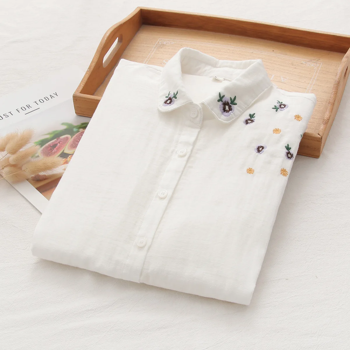 Rustic Little Flowers Embroider Shirts for Women Cotton Yarn Long Sleeve Shirt Women Tops Autumn Elegant Women's Shirt