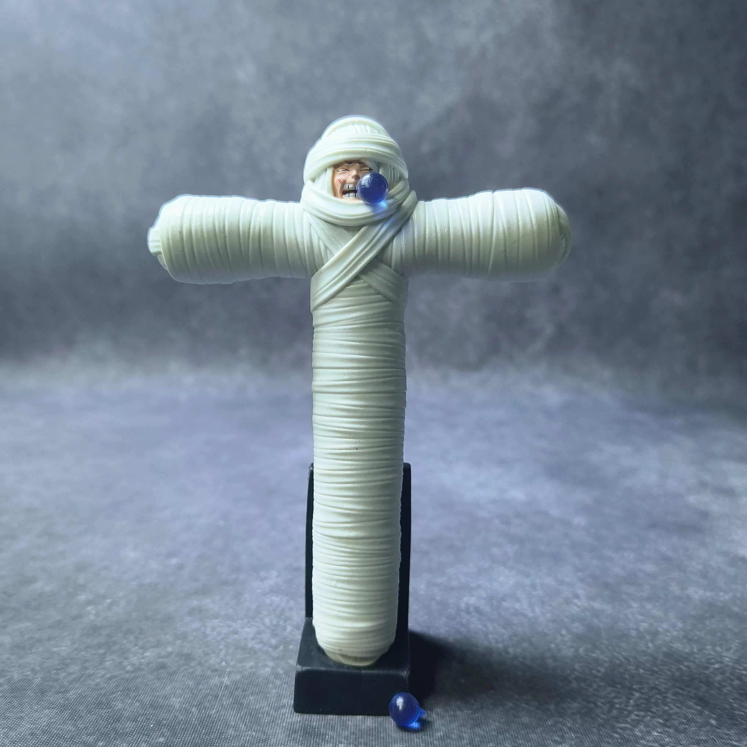14 cm/5,51 zoll Anime One Piece Figur Verband Zoro Stärkste Berühmte Messer Action Figur Modell Statue Sammlung Desktop Spielzeug geschenk