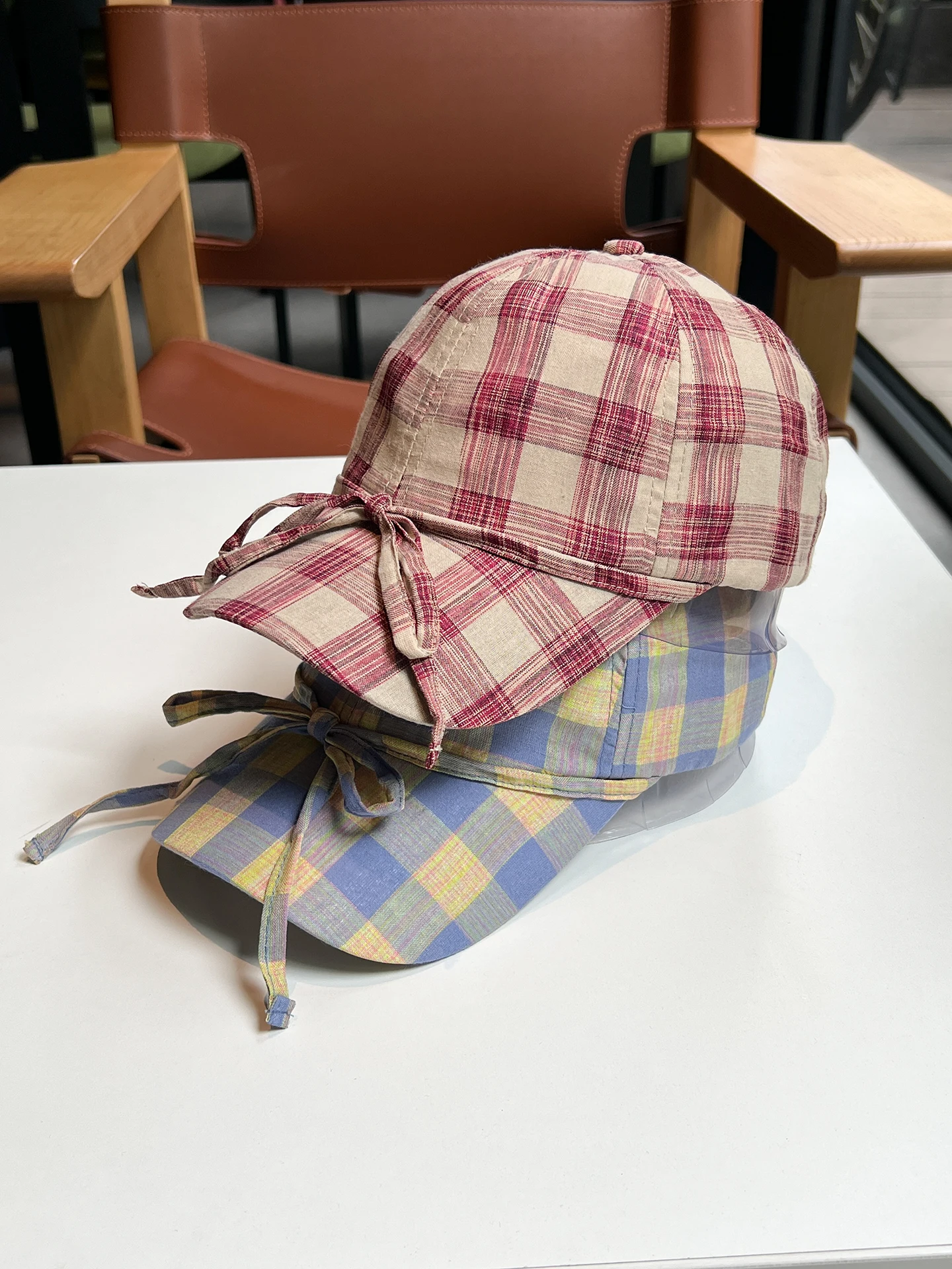 

New baseball hat with rope big head soft top thin cap