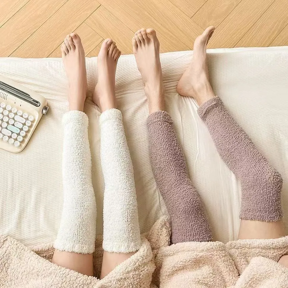 1 pair of women's knee protection coral fleece leggings socks with fleece thickened warm sleeping stockings over the knee