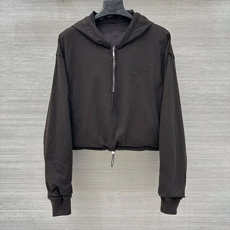 

Высококачественное женское шелковое короткое пальто с длинными рукавами и капюшоном, полумолнией и шнурком, роскошное модное 25919113