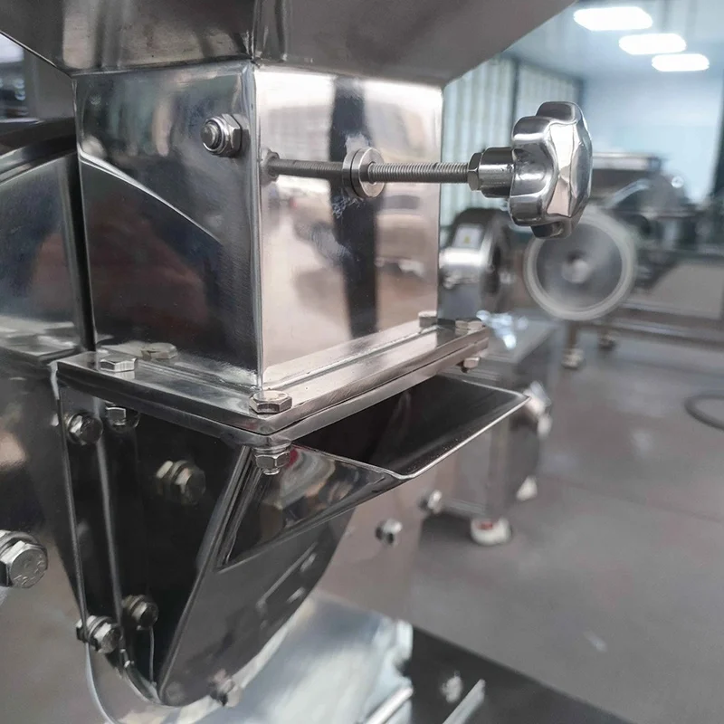 

Chili Disc Mill Pulverizer Grinding Machine Fine Pulverize Universal Crusher Plant Price Universal Pulverizer Equipment for Sale
