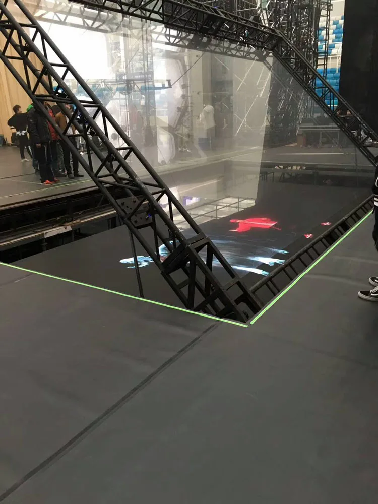 Yinzam 3D 45 Degree Reflection 4K 7D Holographic Screen Film for Exhibition Hall Stage Lighting Show Projector 3D Hologram Film