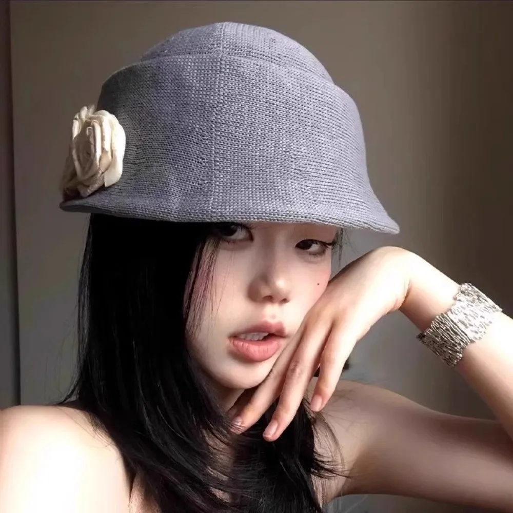 

Breathable French Style Camellia Flower Cap Elegant Curl Brim Floral Bowler Hat British Hepburn Women's Formal hat Lady