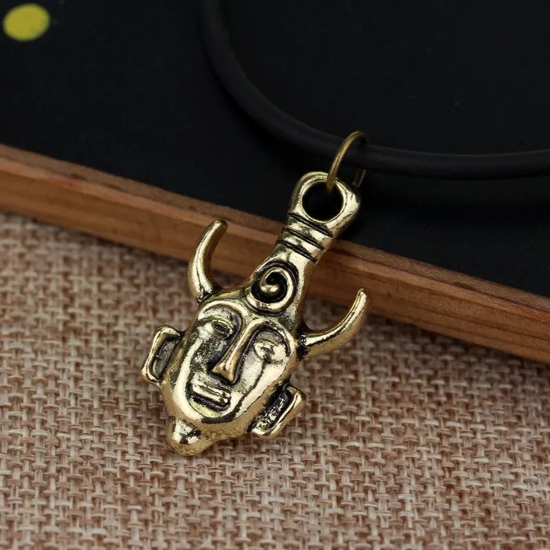 Dean's pendant necklace in Supernatural, an evil force