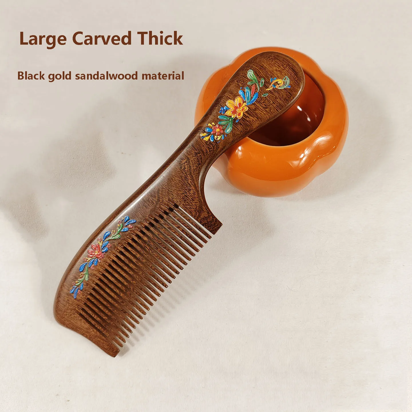 

Расческа из черного сандалового дерева с длинной ручкой и мелкими зубьями, антистатическая и анти-вязанная, специально разработанная для женщин.