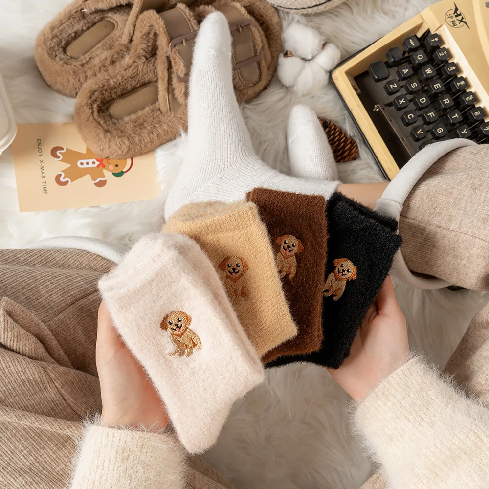 5 Pairs Women's Socks Set Autumn And Winter Thick And Warm Imitation Mink Fur Plush Cartoon Embroidery Calf Sleeping Floor Socks