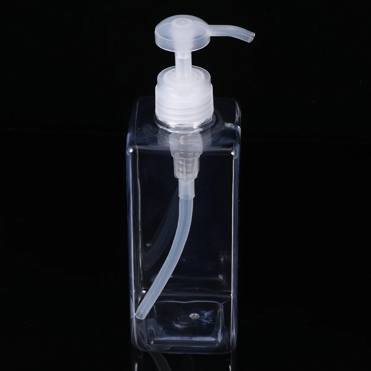 

2Pcs 600Ml Portable Lotion Dispensers Reusable Plastic Pump Bottles for Shower Gel Cream Moisturizer - Large Capacity Bathroom