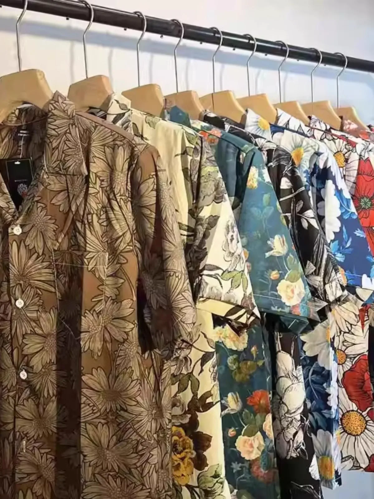 Hawaii Ice Silk Short Sleeve Floral Shirt Quick Dry Casual Island Style Beach Vacation Men Women Summer Loose Fit Polyester