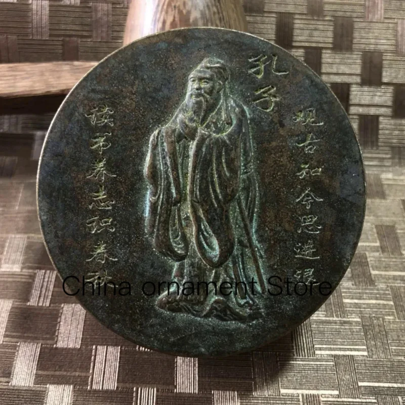 

China Fine Workmanship Bronze Sculpture " Confucius "Ink Box Calligraphy Painting Auxiliary Tool Metal Crafts Home Decoration