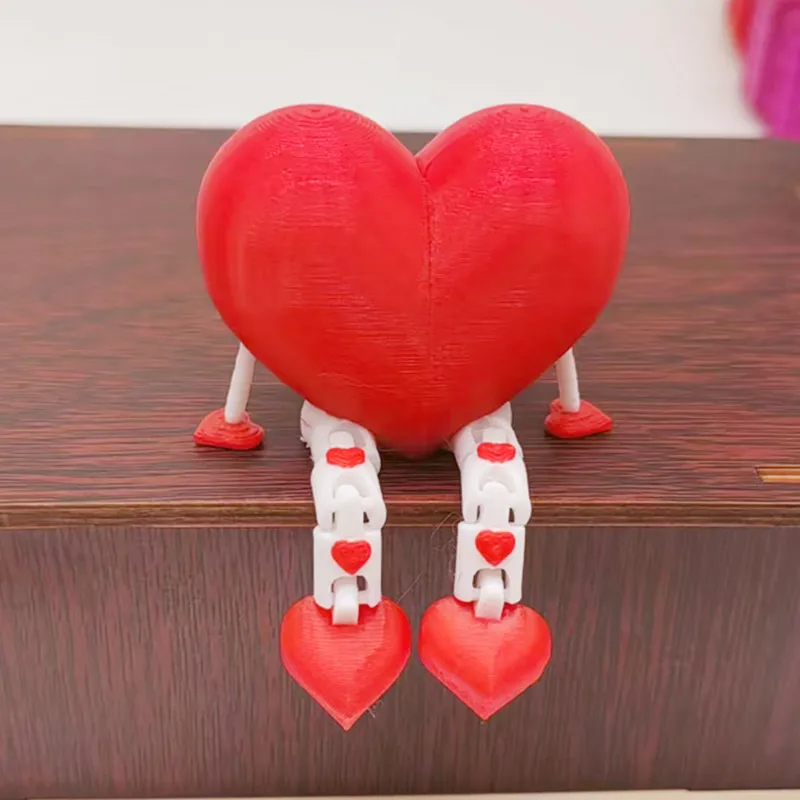 

3D Printed Heart Toy Action Figure Trendy Figurines Handboard Models Popular Valentine's Day Gift Creative Heart-shaped Ornament