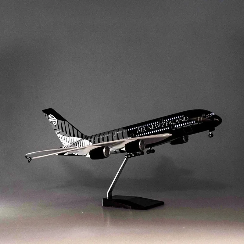 New 47CM A380 Newzealand Aircraft New Zealand Airlines Model W Light and Wheel Landing Gear Diecast Plastic Resin Plane Toy Gift