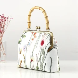 NEW Embroidery Flowers Spring Shell Lock Women Hand Bags Chic Lay Bag Women's Handbags Purses Chain Women Shoulder Crossbody Bag