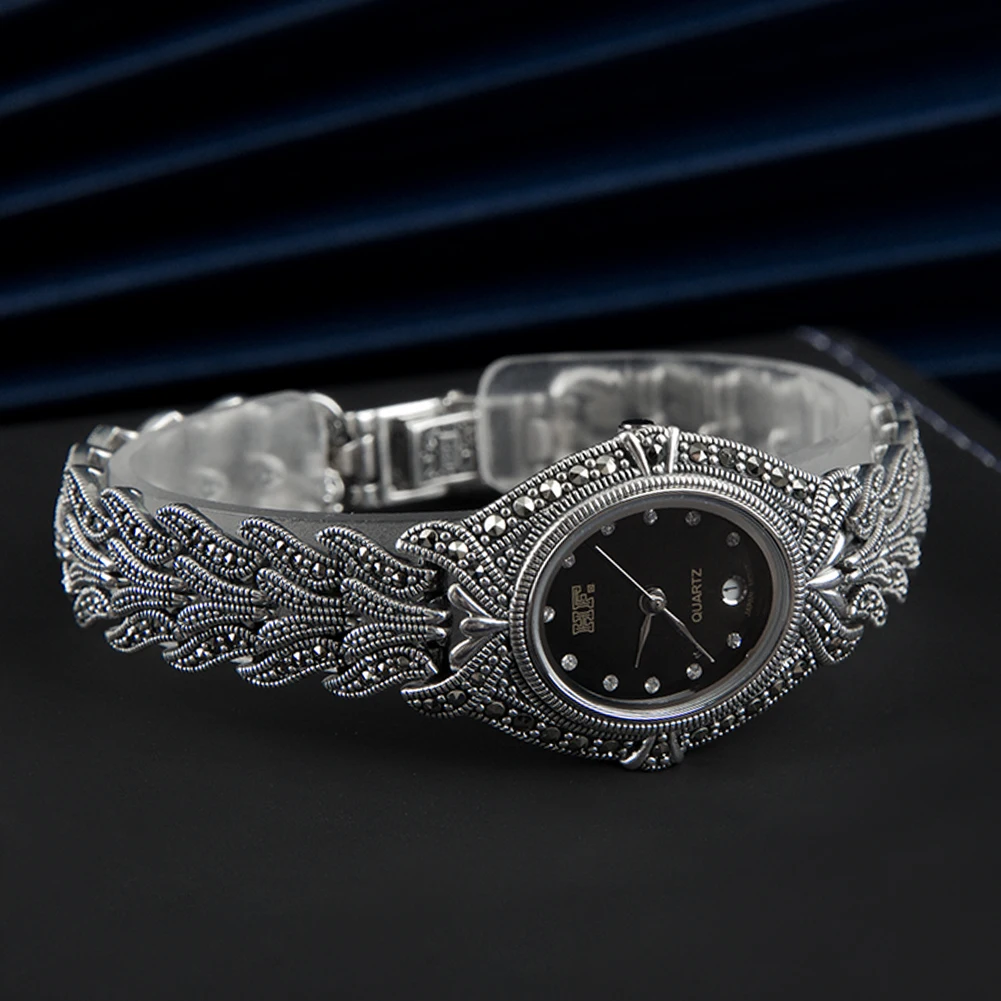 Reloj de Pulsera Ovalado de Lu - Luxury Watch Thailand reseña y precio