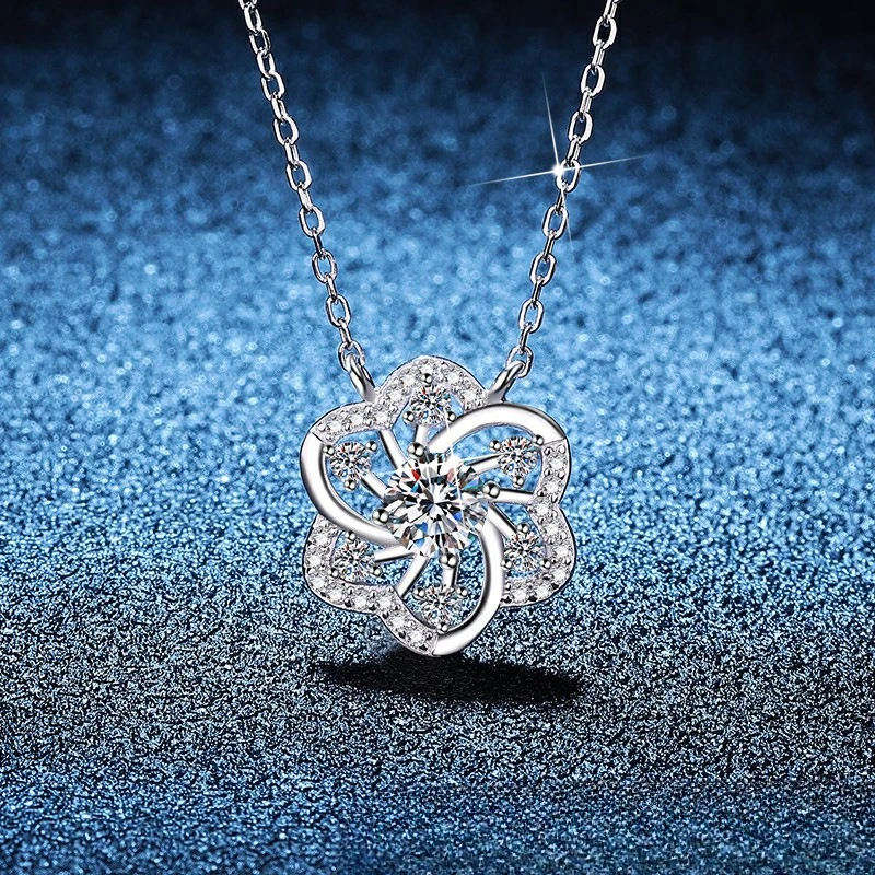 

Новый муассанит S925, серебряный кружевной полый кулон с полным бриллиантовым цветочным ожерельем для женских свадебных украшений