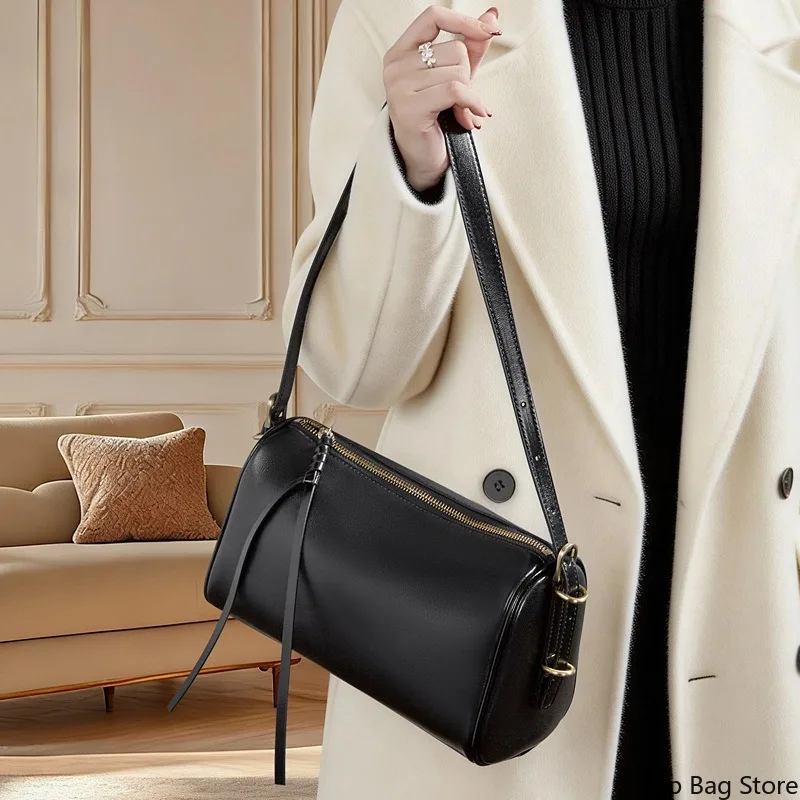 Minimalist Everyday Shoulder Bag for Women Soft Genuine Leather Vegetable Tanned Convertible Crossbody Strap Luxury Handbag