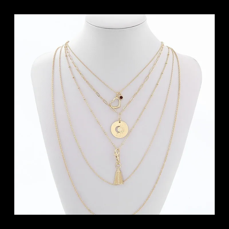 誇張されたファッショナブルな重ね付けネックレス 女性用 エイリアンパール シンプルメタル 多用途 多層巻き付け可能 気質アップ