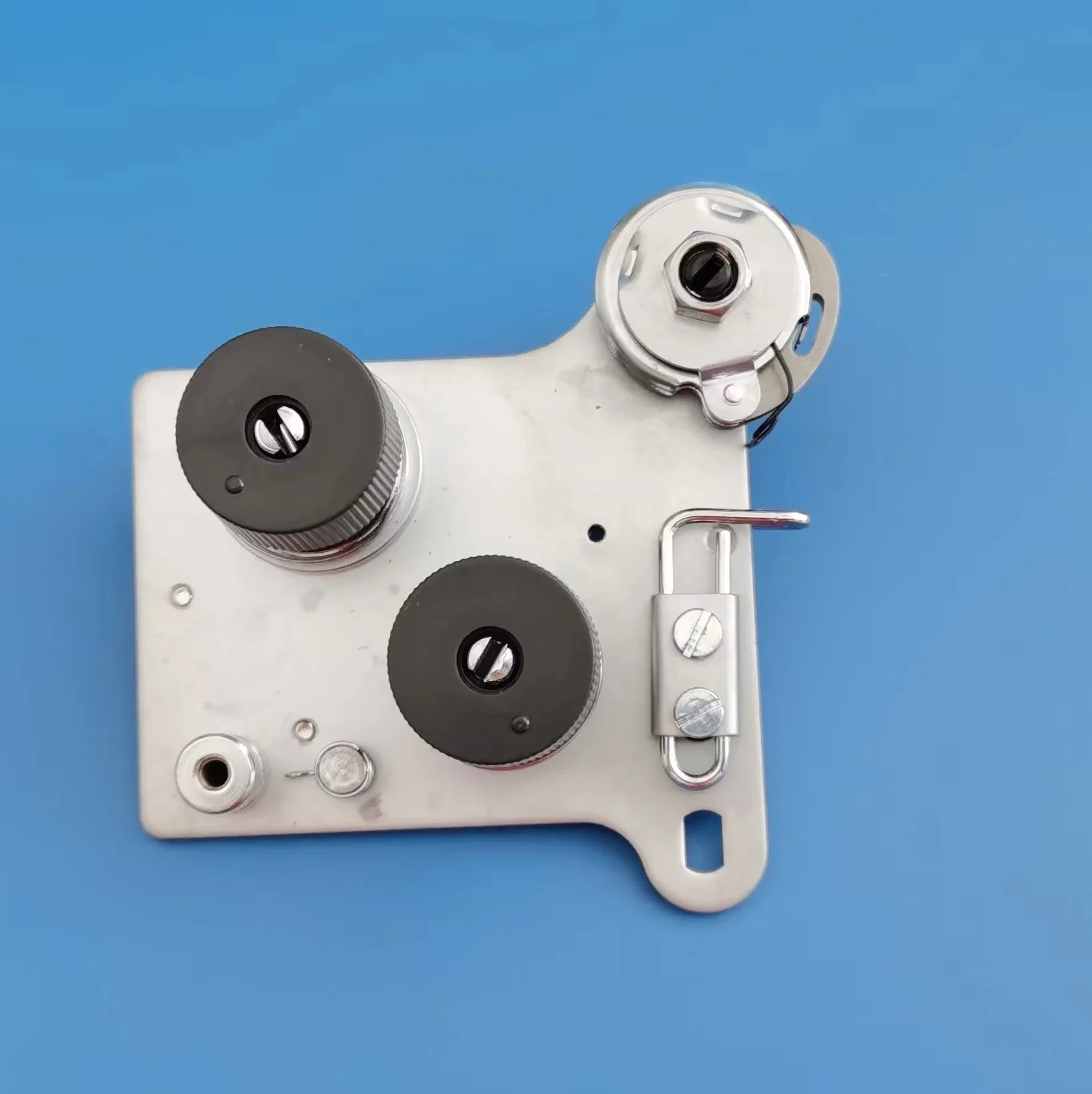 

0268 110024 Accessories for Industrial Sewing Machines 267/269 Thread Holder