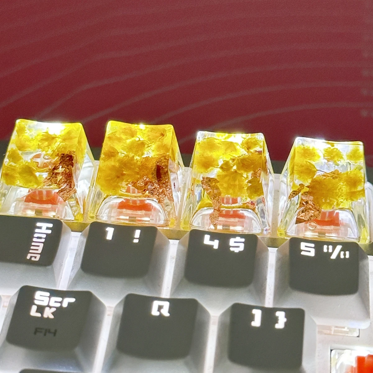 Cross-Axis Mechanical Keyboards -Unique and Stylish Keycap Accessories Translucent Dried Flower Keycaps - Image 3