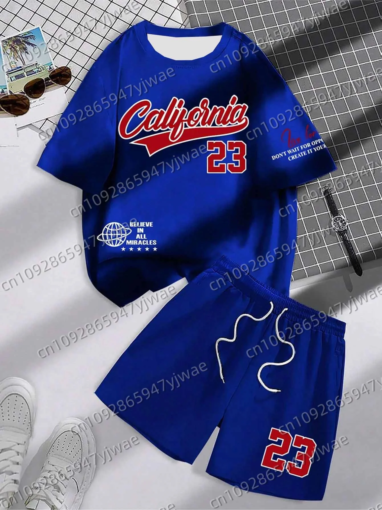 الصيف الرجال عادية إلكتروني طباعة تي شيرتات قصيرة الاكمام و مجموعة تي شيرتات قصيرة للأطفال الجولة الرقبة التدرج قصيرة الأكمام المرأة تي شيرت مجموعة تي شيرتات قصيرة للأطفال