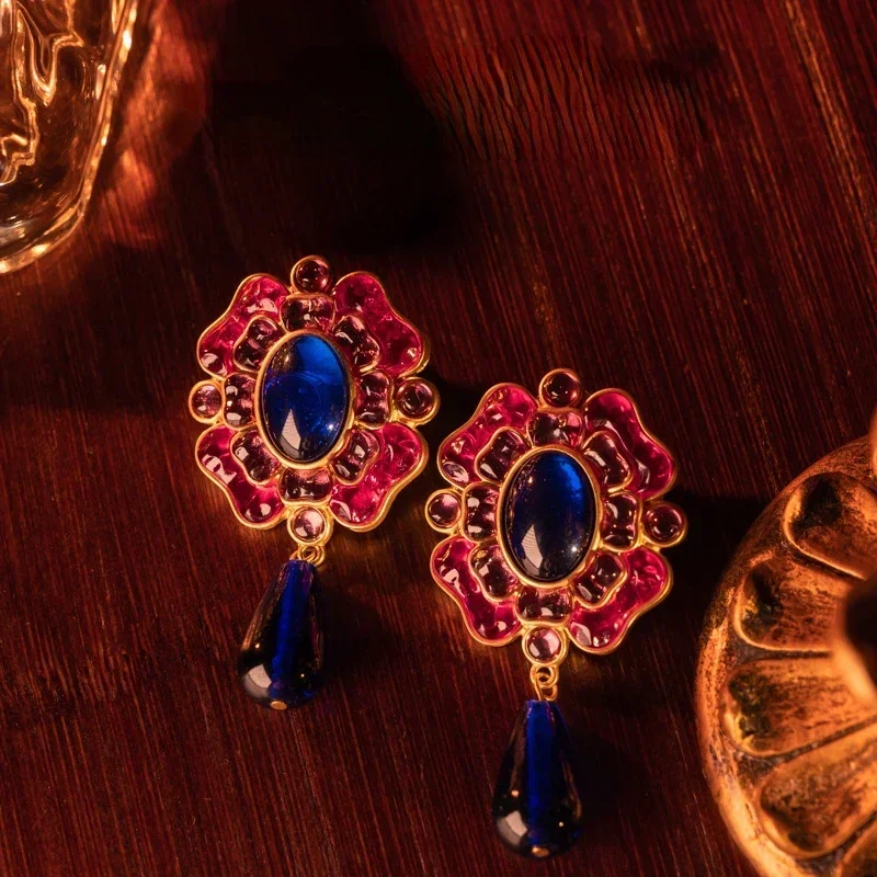 

Medieval Retro Noble Double Layer Jelly Glazed Flower Inlaid with Glazed Simple Earrings and Earrings