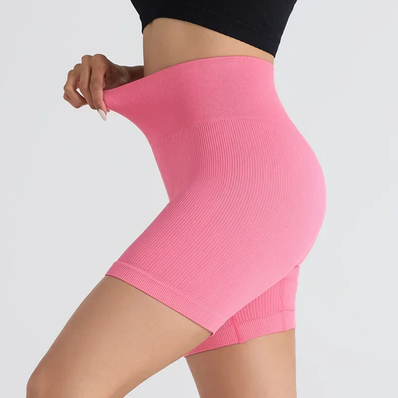 Mulheres sem costura fio elástico apertado shorts de fitness hip levantamento yoga shorts ciclismo verão outerwear calças femininas