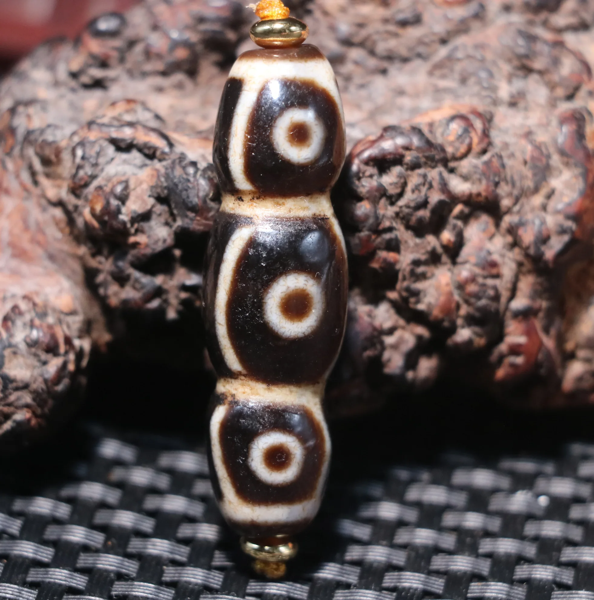 Magic Energy Tibetan Top Old Agate Double Fold Line 6 Eyed Lotus Shape dZi Bead For Making Bracelet For Jewelry Amulet