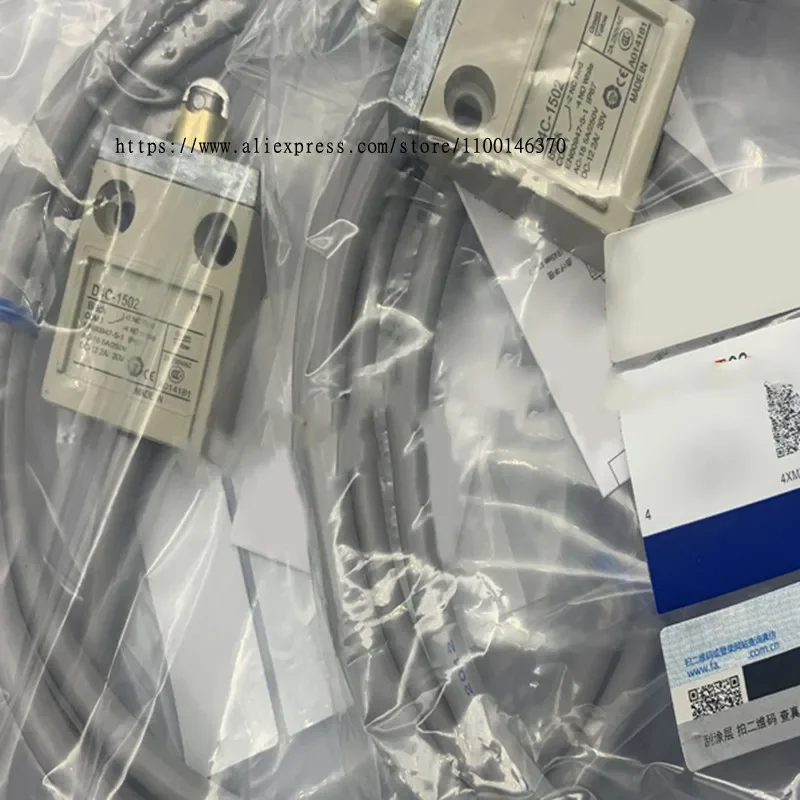 3Pcs New High Qality  limit switch travel switch  D4C-1502
