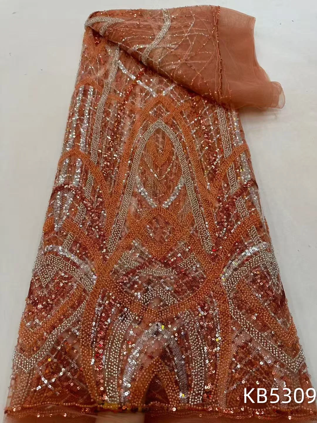 

2026 High Quality Gold Embroidered African Sequins Lace Fabric French Mesh Tulle Beaded Lace Fabrics For Nigerian Wedding KB5309