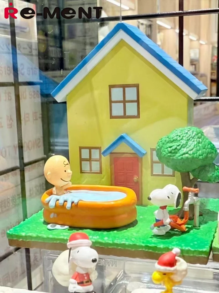 Rement Dostępne Od Ręki Autentyczne Snoopy Słodkie Małe Domki Miniaturowe Sceny Wnętrz Model Kolekcjonerski Blind Box Dla Kolekcjonerów Anime