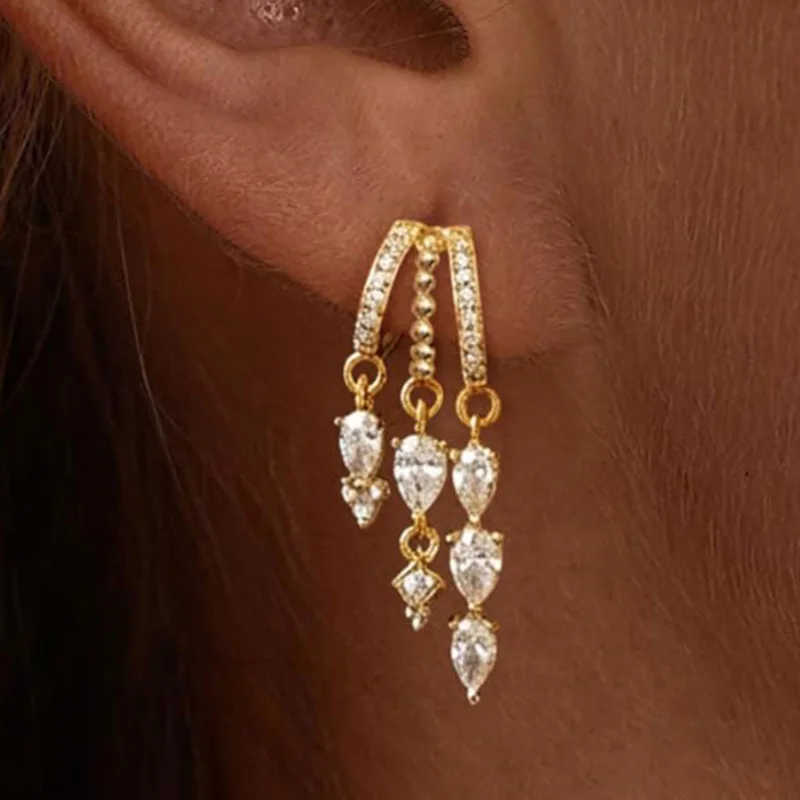 14K vergoldete trendige Dreifach-Hängeohrringe für Damen, CZ-Wassertropfen-Ohrringe, zierliche hypoallergene Alltagsschmuckstücke, Partygeschenke – Detail 2