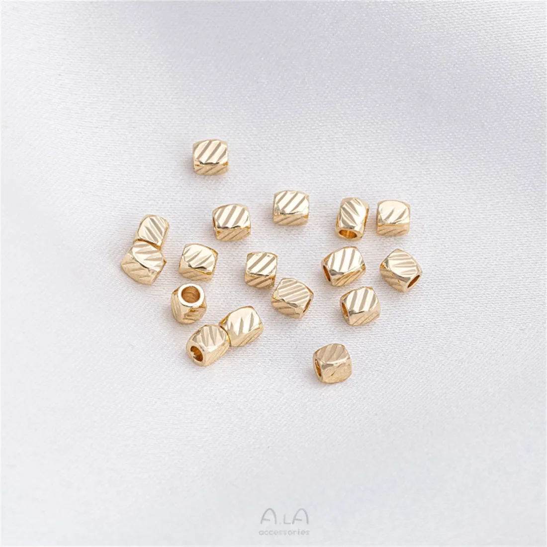 

14K Gold-Color Car Flower Square Beads Batch Flower Bucket Beads Rice Beads Handmade DIY Beaded Bracelet Necklace Jewelry Beads