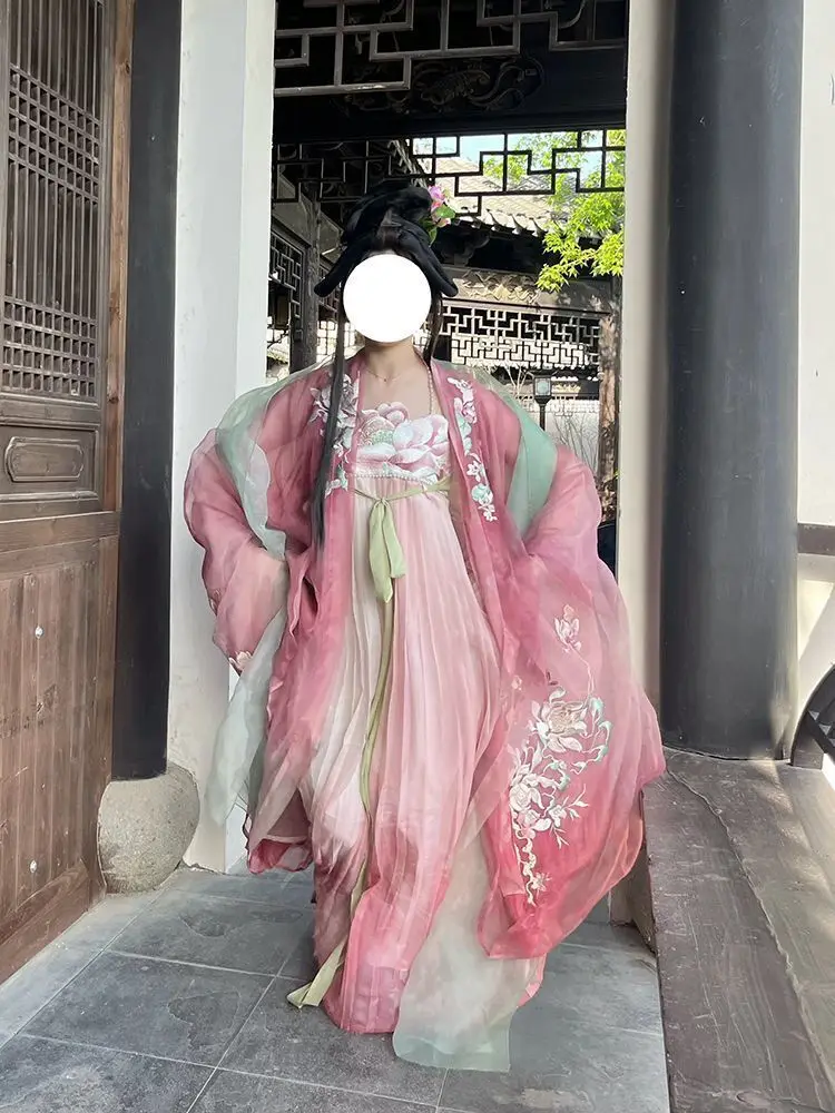 The Dream of the boudoir brings great lotus flowers, Hanfu women, Hezi skirts, big sleeved shirts, fairy spirit, spring and