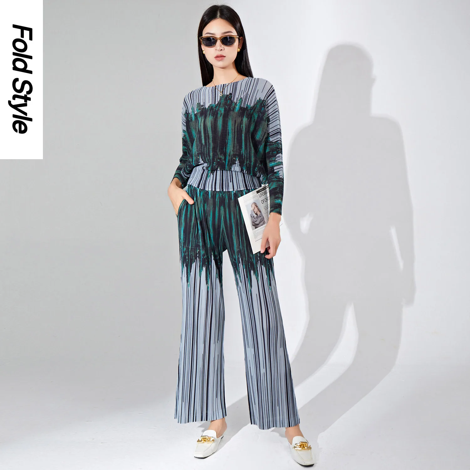 Women's Fashion Set, Casual Two-piece Set, Versatile Printed Bat Sleeve Top, High Waisted Pleated Straight Leg Pants