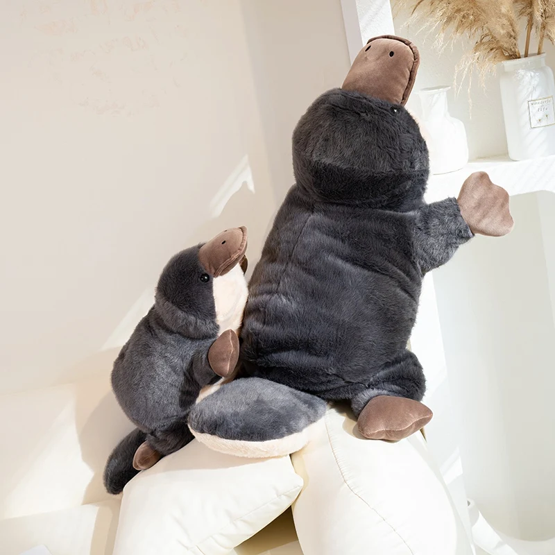 Simulatie Hoge kwaliteit Vogelbekdier Pluche Pop Kussen Super Zacht Grijs Vogelbekdier Liggende Eend Knuffel Cadeau