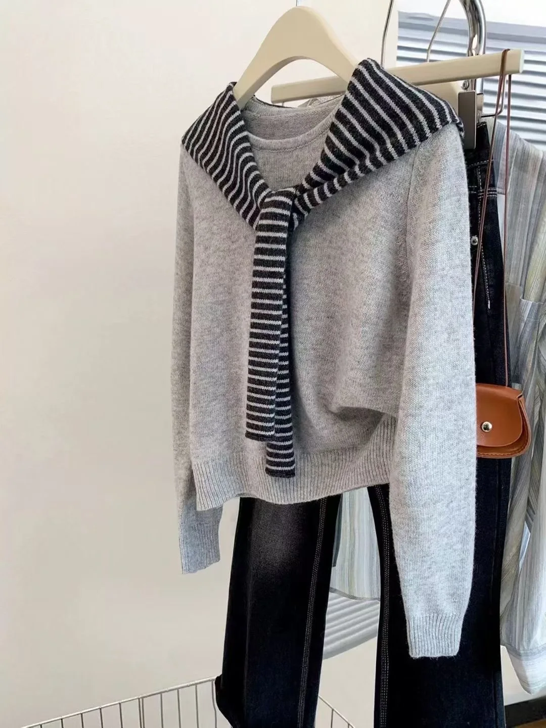 

ay Faux Two-Piece Hooded Sweater Women's Outerwear Knit Top Autumn Winter Casual Sle Loose Fit Long Sve round Ne