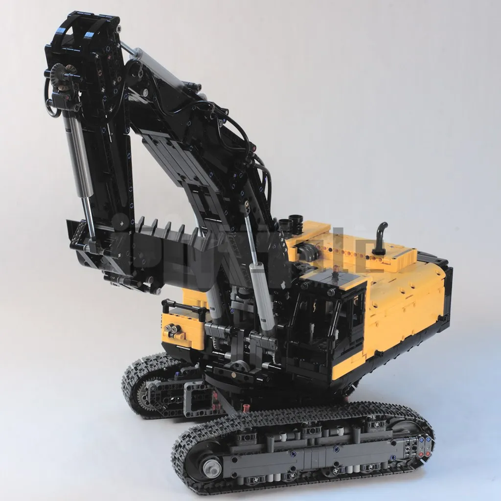 MOC-43636 2020 Excavator MOC by Flybum60 Building Block Model Spliced Electric Toy Puzzle Kids Gift