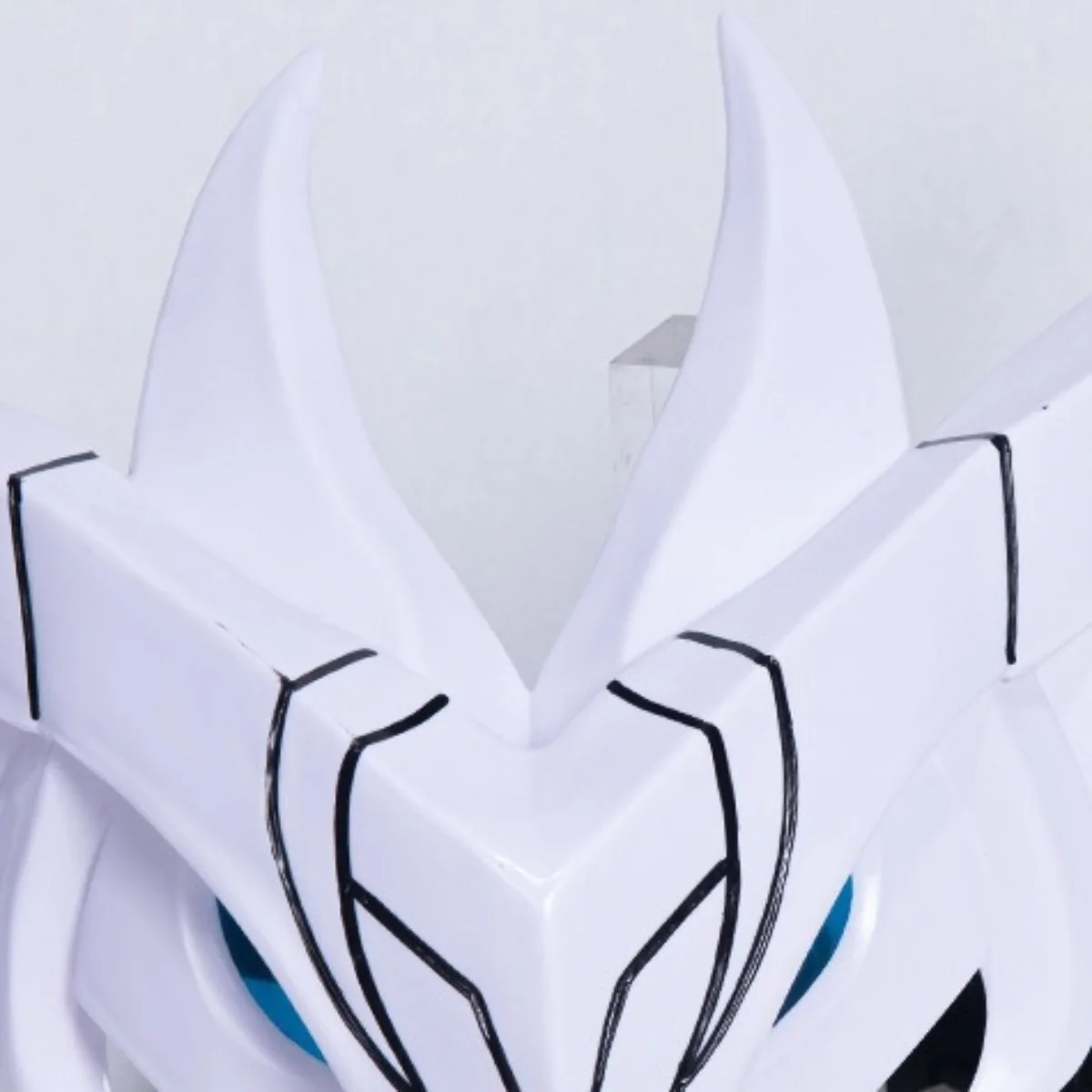 Masque blanc pour hommes et femmes, masque de cosplay demi-visage Game Yone Anime Soul Form, l'accessoire inoubliable pour les soirées masquées