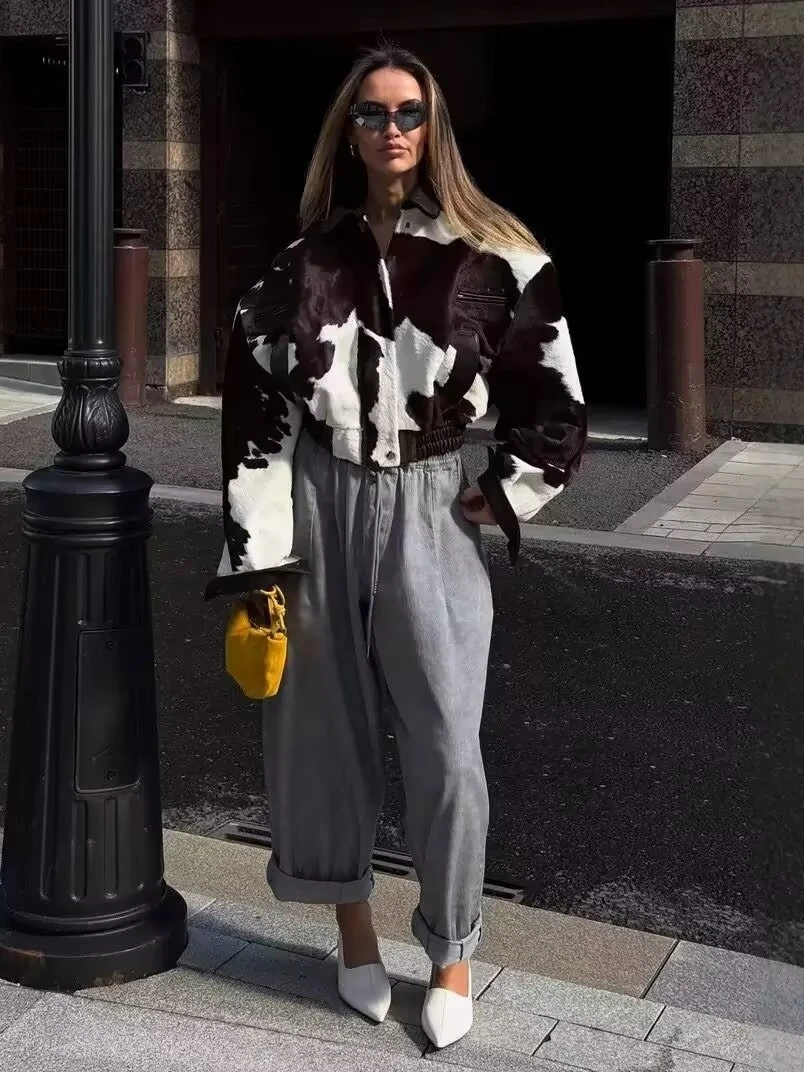 Pu-Leder Vintage Braun Damenjacke Revers Reißverschluss Milchmuster Taschen Volle Hülse Damenmäntel 2025, Winter Damenmantel