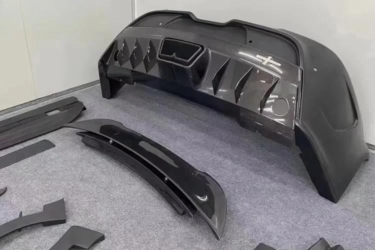 For 2014-2017 Panamera 970 970.2 Half Carbon Fiber Bumper Car Upgrade MSY Half Carbon Fiber Body Kit