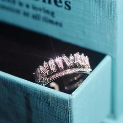 Women's Fashion Two-Layer Open Rings Shiny Crystal CZ Stone Prong Setting Geometric Hollow Ring Accessories Female Wedding Rings