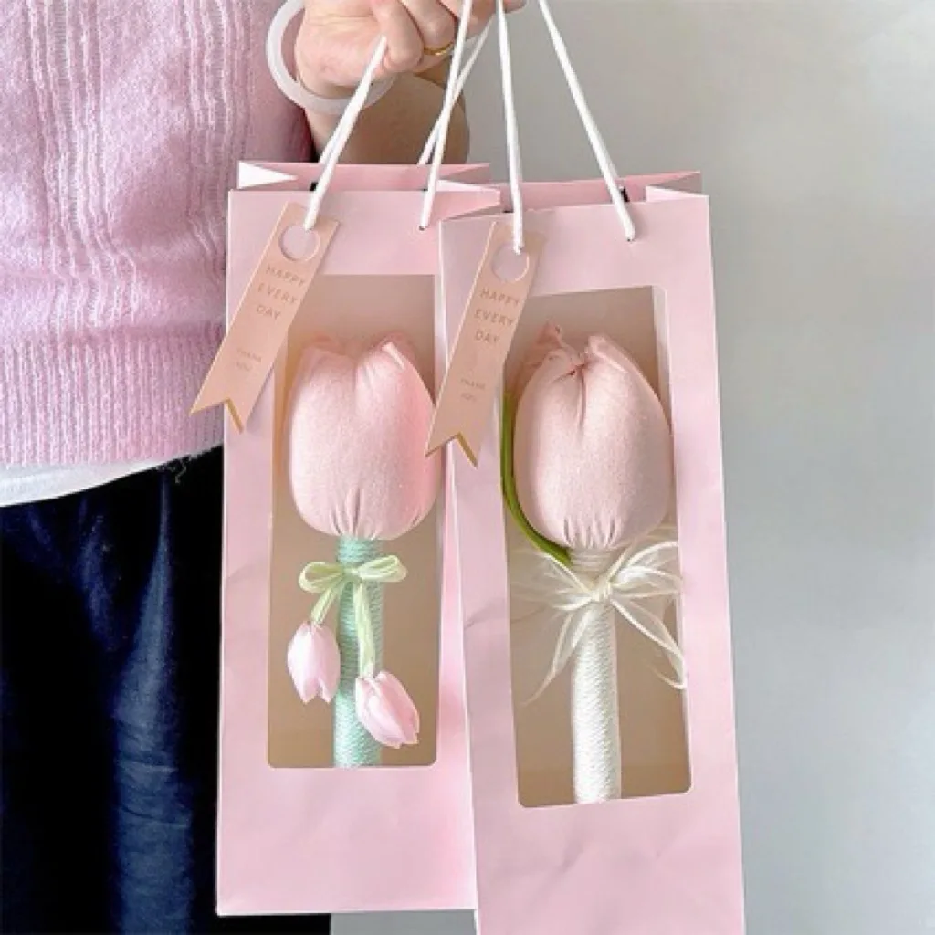 Marteau de massage artisanal en pastel, en forme de tulipe, avec herbe de moxa, léger, outil de tapotement des méridiens, cadeau d'anniversaire parfait pour les femmes