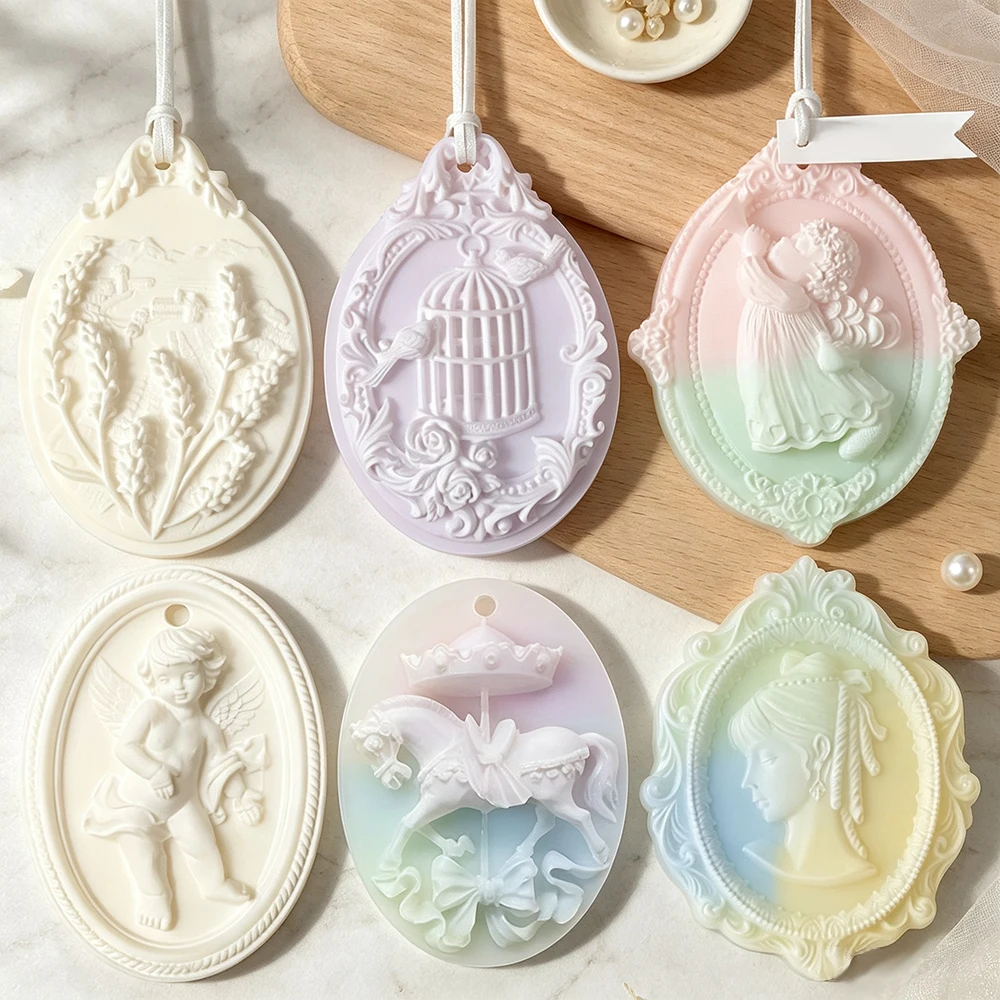 Trumpet-Blowing Angel Aromatherapy Plaster Resin Hanging Ornament Mold Silicone Baking Tools Fondant Cakes Chocolate Decorations