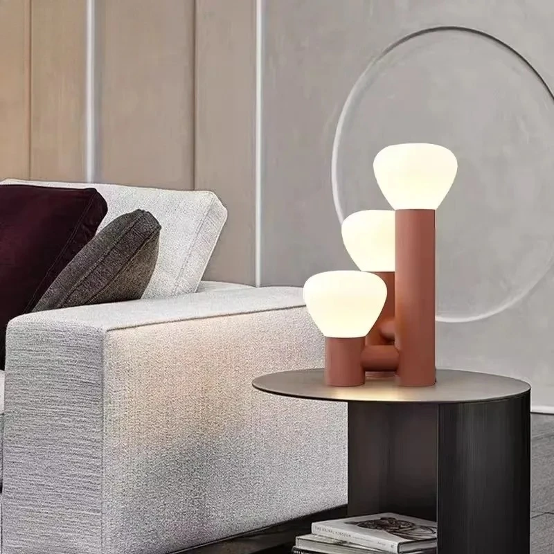Postmodern Art Wrought Iron Glass Desk Lamp Designer Hotel Bedroom Bedside Living Room Model Room Decoration Lighting Fixtures