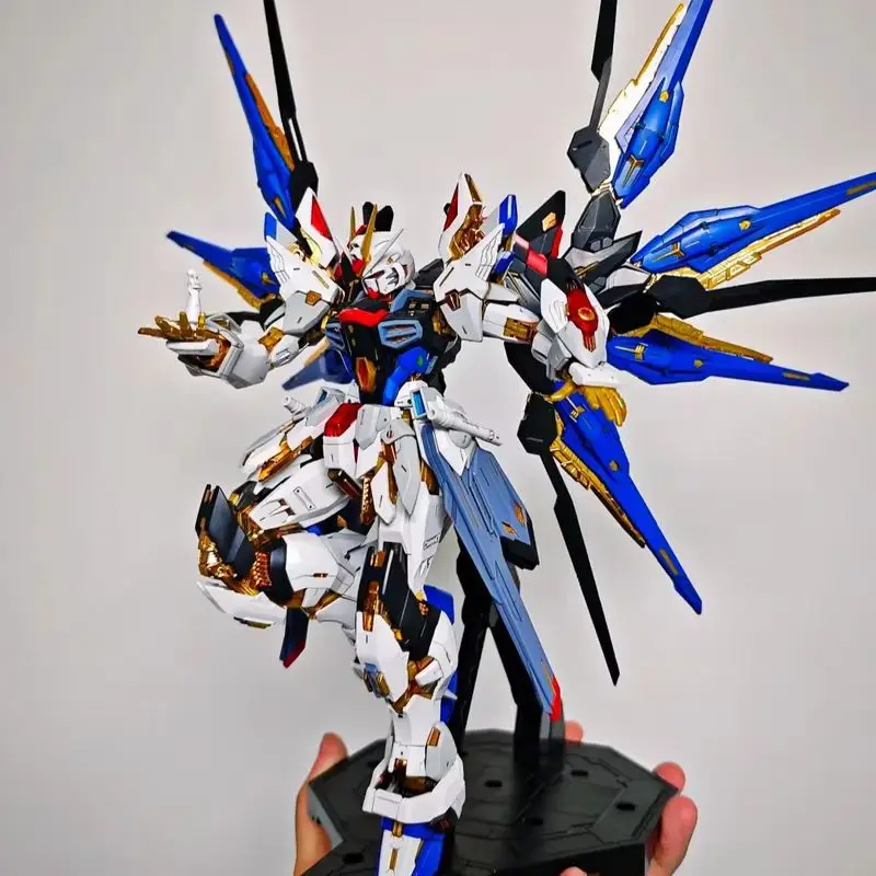 Novo modelo changlong 7701 mgex Zgmf-X20a greve liberdade kits de esqueleto de plástico anime figura de ação robô modelo de plástico presentes brinquedos