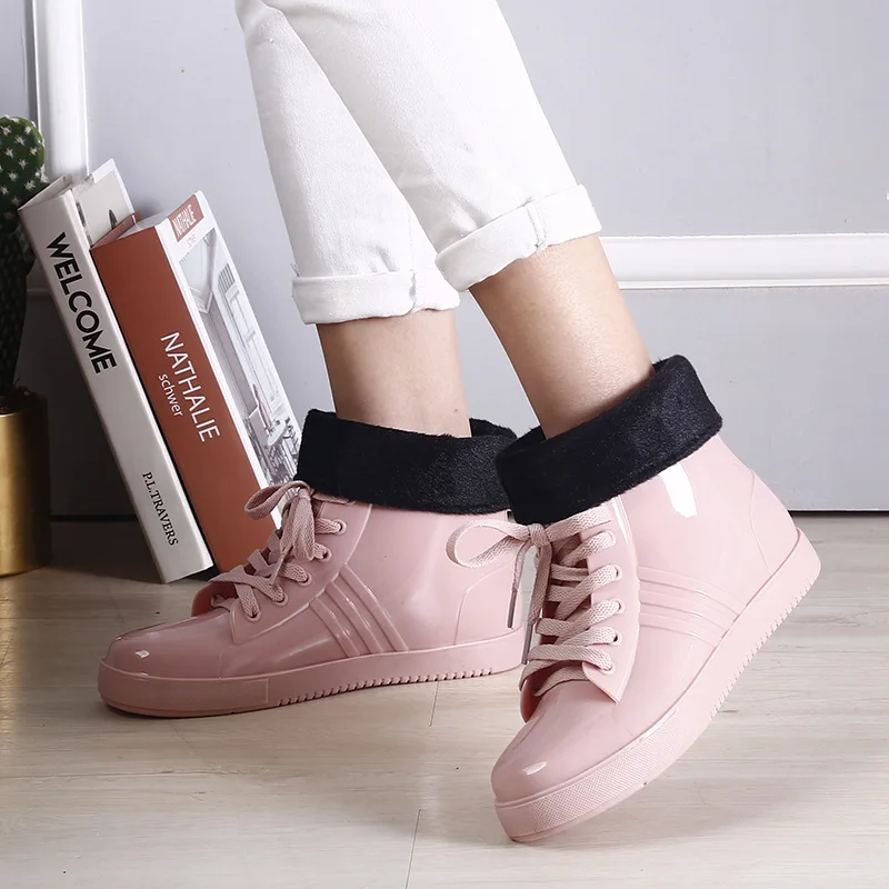 Women's Transparent Anti-Slip Waterproof Shoes Rain Boots with Fleece Lining Women's Short-Boot Style Rain Boots view 4