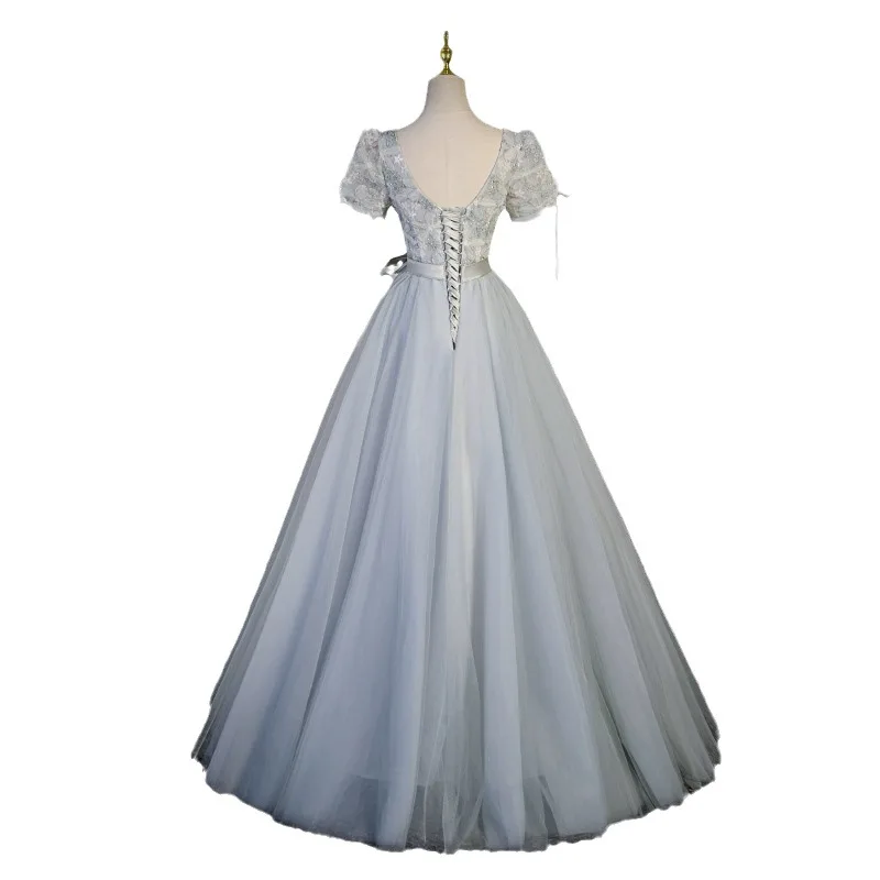 Super Fairy Light Gaze Abendkleid Neue elegante Nische tiefer V-Ausschnitt Erwachsene Geschenk Prinzessin Kleid Vocal Art Prüfung Modisches Kleid