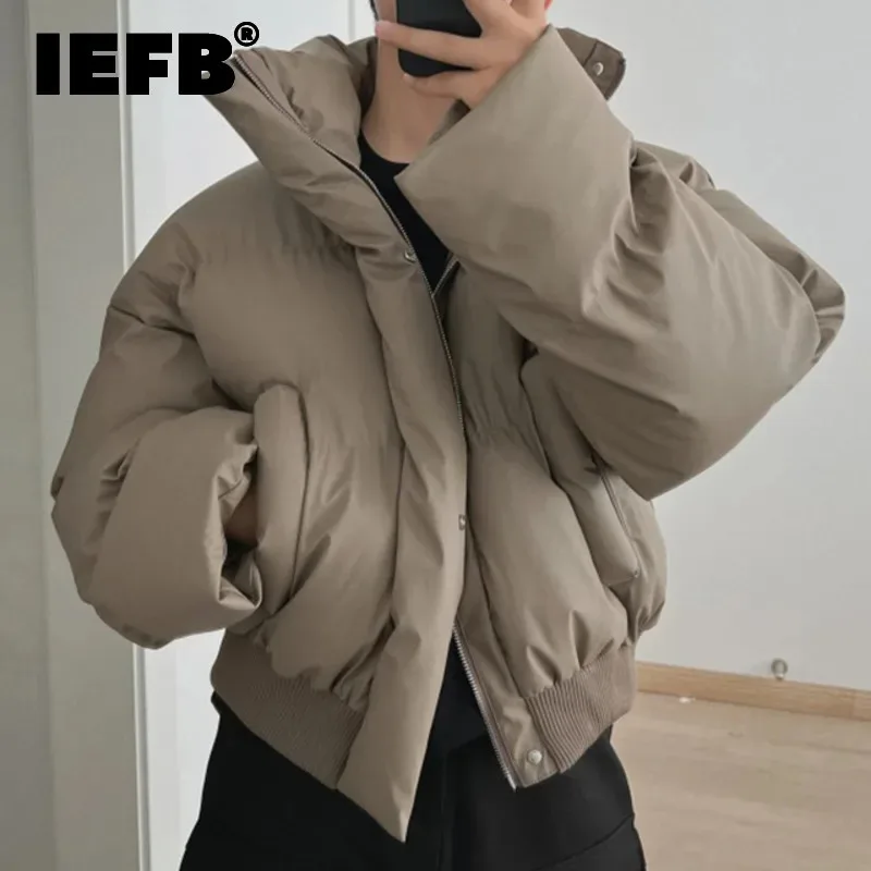 IEFB jaket bantalan pria, jaket kulit PU parka kerah berdiri mode baru warna Solid kantong kasual musim dingin 9C4296