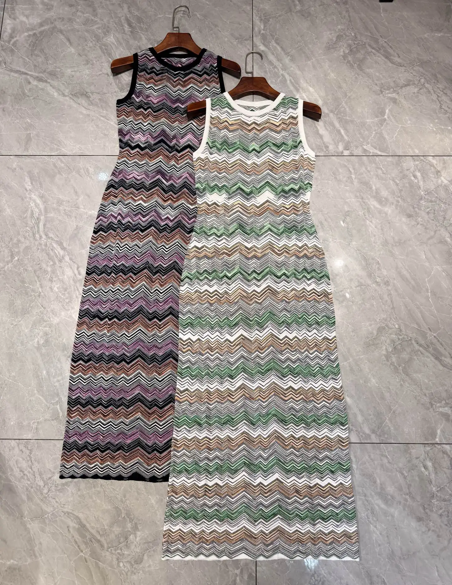 

Women Multi-color Zigzag Striped Long Dress Round Neck Sleeveless High Waist Vintage Ladies Knitted Robe
